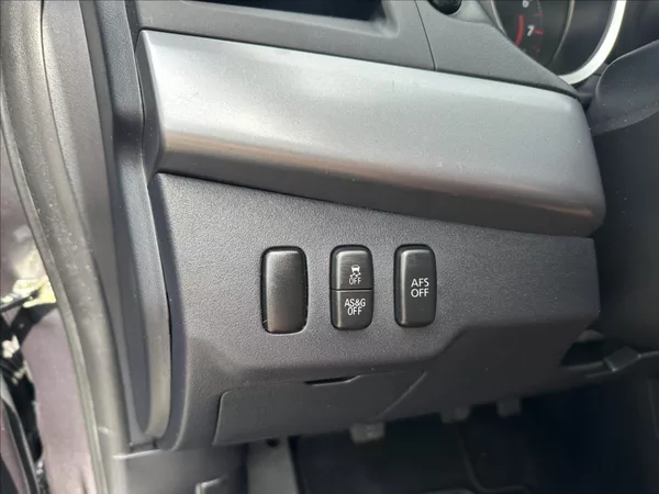 Mitsubishi Lancer 1,6 33 tis KM !! TOP STAV !! - foto 22