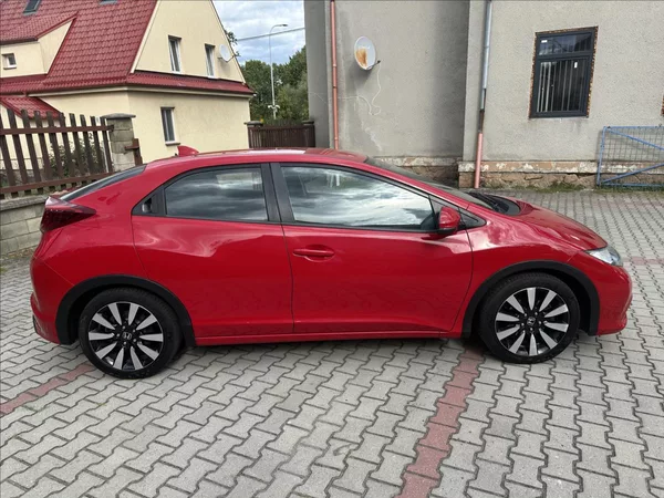 Honda Civic 1,8 i-VTEC Sport 1.majitel - foto 2