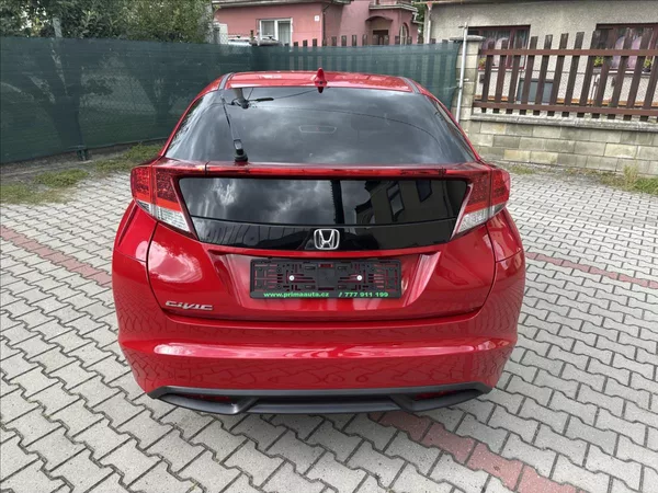 Honda Civic 1,8 i-VTEC Sport 1.majitel - foto 4