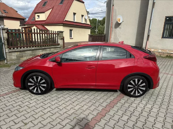 Honda Civic 1,8 i-VTEC Sport 1.majitel - foto 8