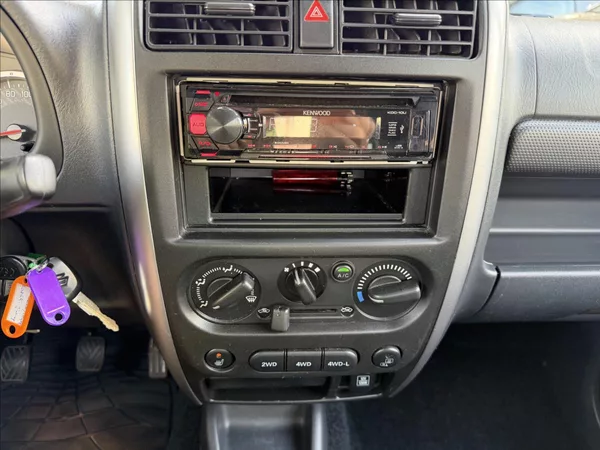 Suzuki Jimny 1,3 4x4 KLIMA TOP STAV - foto 15