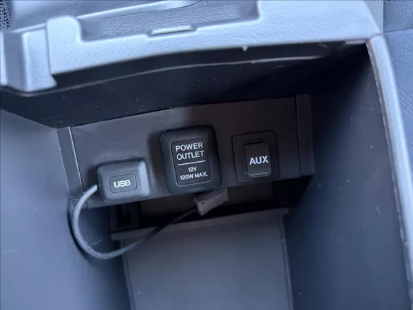 Honda Civic 1,8 i-VTEC COMFORT - foto 19