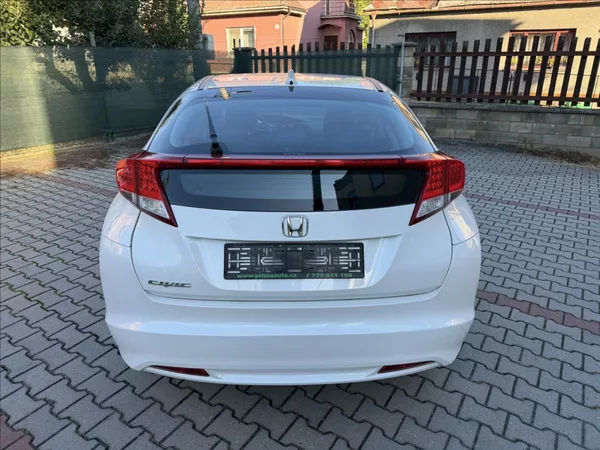 Honda Civic 1,8 i-VTEC COMFORT - foto 4