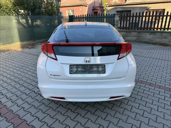 Honda Civic 1,8 i-VTEC COMFORT - foto 6