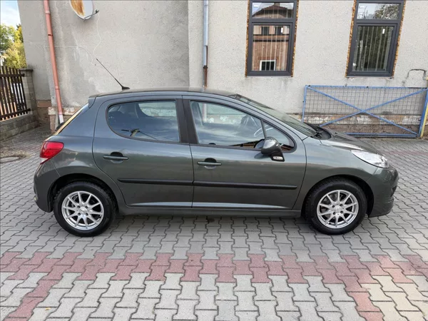 Peugeot 207 1,4 KLIMA BEZ KOROZE - foto 2
