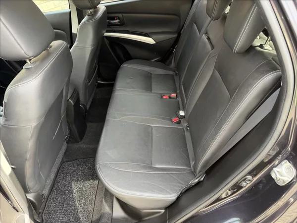 Suzuki SX4 S-Cross 1,6 4x4 AUTOMAT EXCLUSIVE - foto 13