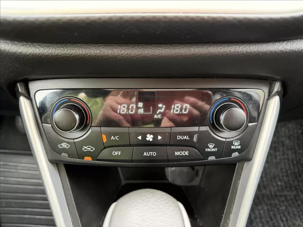 Suzuki SX4 S-Cross 1,6 4x4 AUTOMAT EXCLUSIVE - foto 17