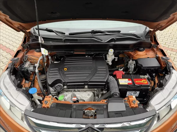 Suzuki Vitara 1,6 4x4 AUTOMAT - foto 11