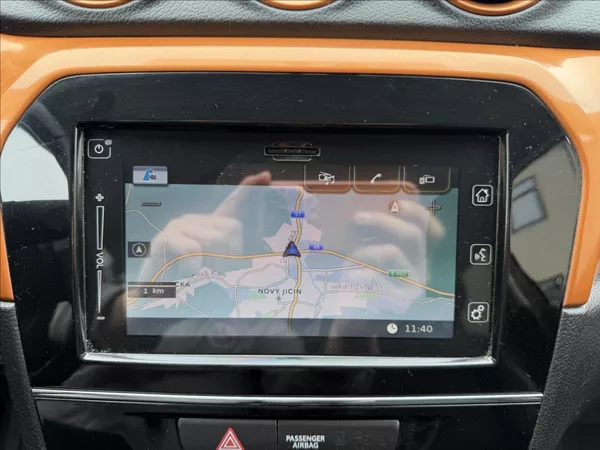 Suzuki Vitara 1,6 4x4 AUTOMAT - foto 22