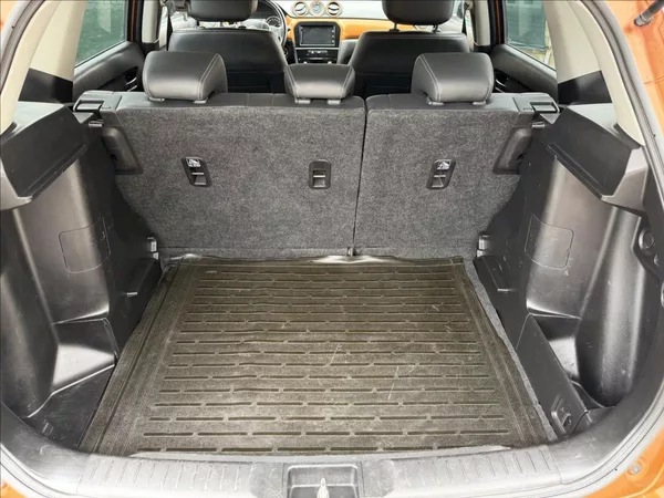 Suzuki Vitara 1,6 4x4 AUTOMAT - foto 5