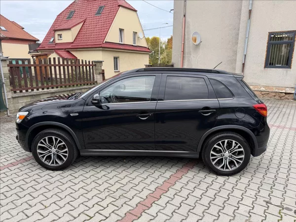 Mitsubishi ASX 1,6 TOP - foto 8