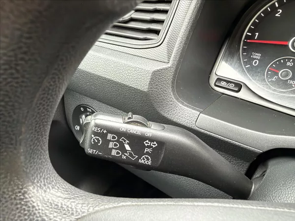 Volkswagen Caddy 2,0 TDI 5míst NAVIGACE - foto 19