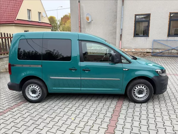 Volkswagen Caddy 2,0 TDI 5míst NAVIGACE - foto 2