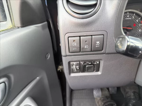 Suzuki Jimny 1,3 4x4 TAŽNÉ - foto 18