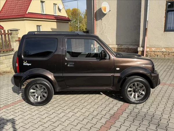 Suzuki Jimny 1,3 4x4 TAŽNÉ - foto 2