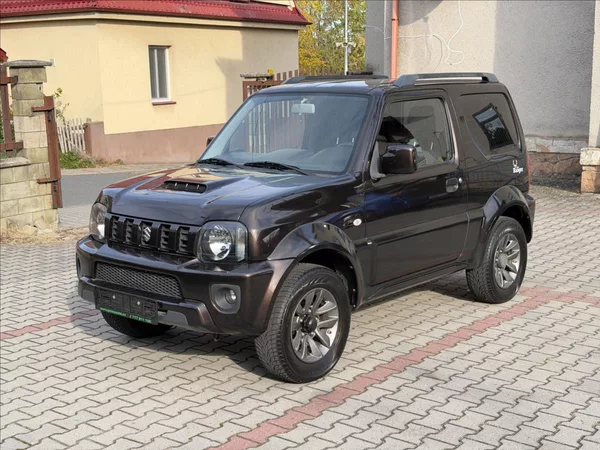Suzuki Jimny 1,3 4x4 TAŽNÉ - foto 9