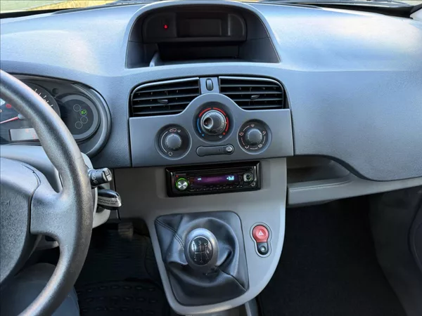 Renault Kangoo 1,6 - foto 18