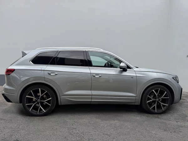 Volkswagen Touareg R-Line V6 3.0 TDI - foto 6