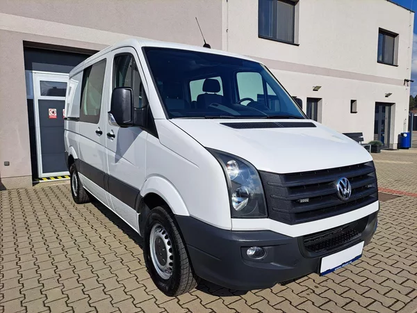 Volkswagen Crafter 2.0 TDI, 7 míst