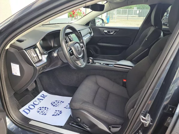 Volvo V60 2.0 B4 Momentum, ZÁRUKA - foto 13