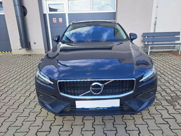 Volvo V60 2.0 B4 Momentum, ZÁRUKA - foto 3