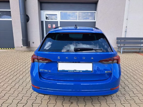 Škoda Octavia 1.0 TSI MHEV e-TEC, ZÁRUKA - foto 11