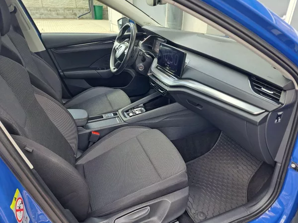 Škoda Octavia 1.0 TSI MHEV e-TEC, ZÁRUKA - foto 17