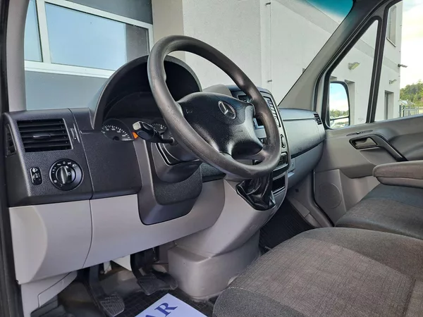 Mercedes-Benz Sprinter 211 CDI - foto 15
