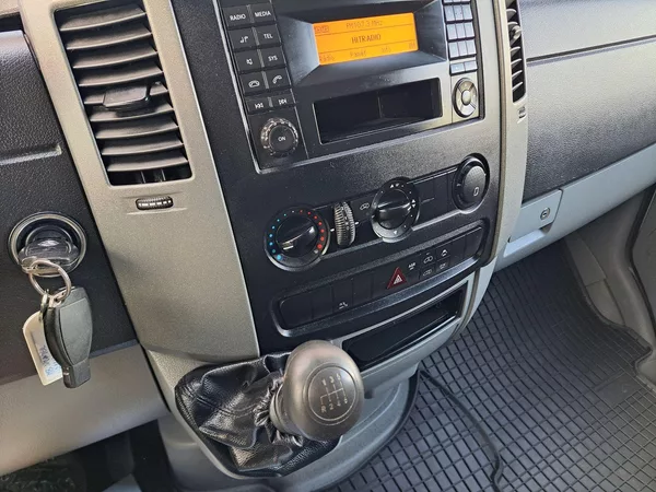 Mercedes-Benz Sprinter 211 CDI - foto 22