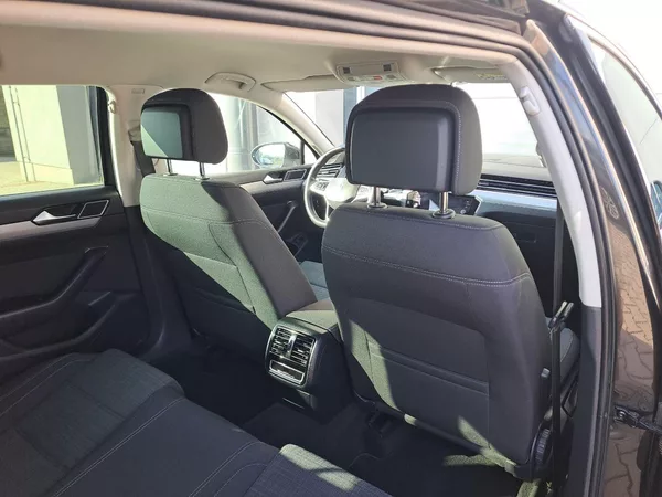 Volkswagen Passat 1.5 TSI DSG, ZÁRUKA - foto 32