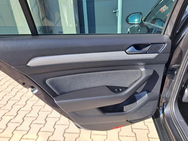 Volkswagen Passat 1.5 TSI DSG, ZÁRUKA - foto 34