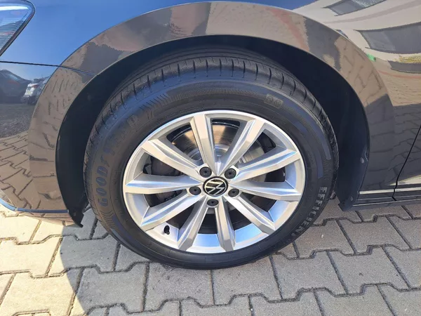Volkswagen Passat 1.5 TSI DSG, ZÁRUKA - foto 8