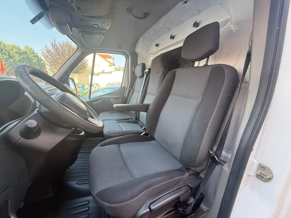 Renault Master 2.3 dCi 92 kW L2H2 - Původ ČR - foto 9
