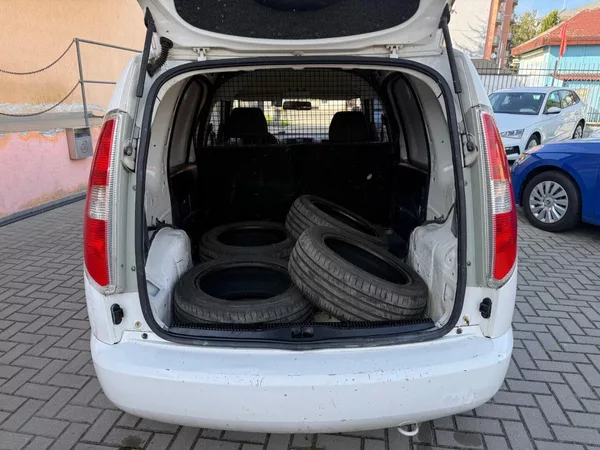 Škoda Roomster Praktik 1.2 HTP - bez koroze ! - foto 7