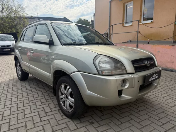 Hyundai Tucson 2.7i AUTOMAT ! - foto 4