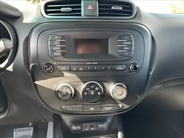 Kia Soul 1,6 GDi Automat 44t km Tažné - foto 18