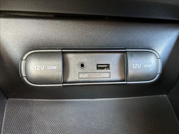Kia Soul 1,6 GDi Automat 44t km Tažné - foto 20
