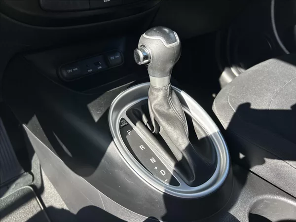 Kia Soul 1,6 GDi Automat 44t km Tažné - foto 21
