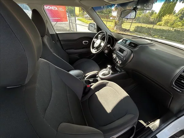 Kia Soul 1,6 GDi Automat 44t km Tažné - foto 30