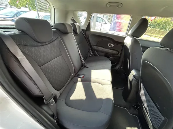 Kia Soul 1,6 GDi Automat 44t km Tažné - foto 32