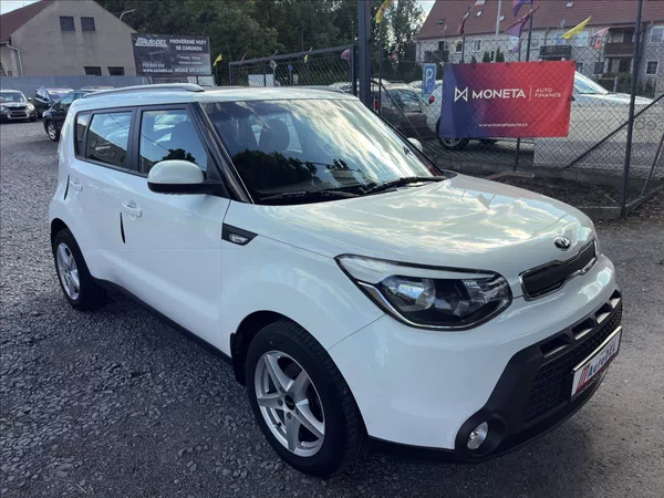 Kia Soul 1,6 GDi Automat 44t km Tažné - foto 8