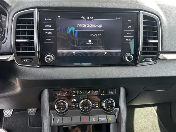 Škoda Karoq 1,0 TSi DPH Kessy,LED,1xMajit - foto 17
