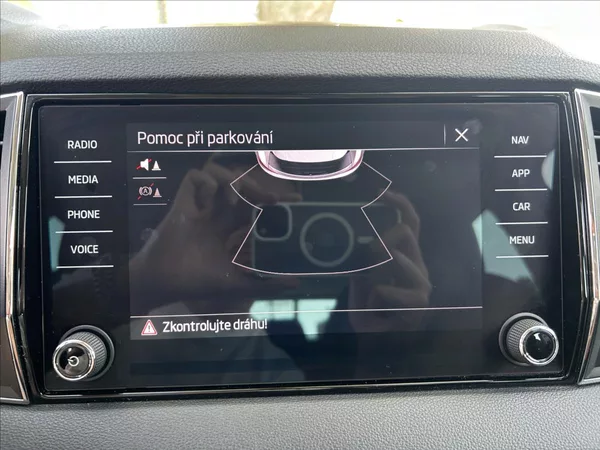 Škoda Karoq 1,0 TSi DPH Kessy,LED,1xMajit - foto 23