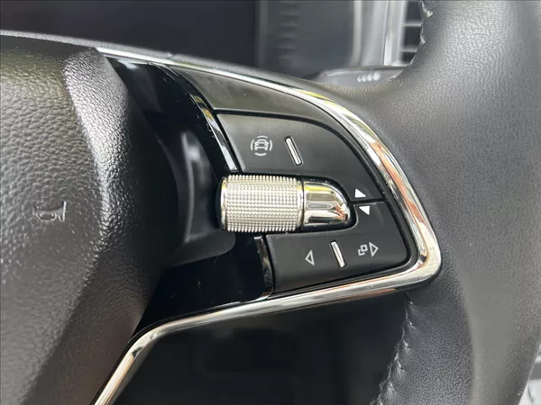 Škoda Karoq 1,0 TSi DPH Kessy,LED,1xMajit - foto 26