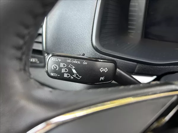 Škoda Karoq 1,0 TSi DPH Kessy,LED,1xMajit - foto 28