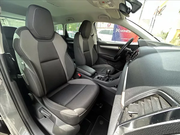 Škoda Karoq 1,0 TSi DPH Kessy,LED,1xMajit - foto 34
