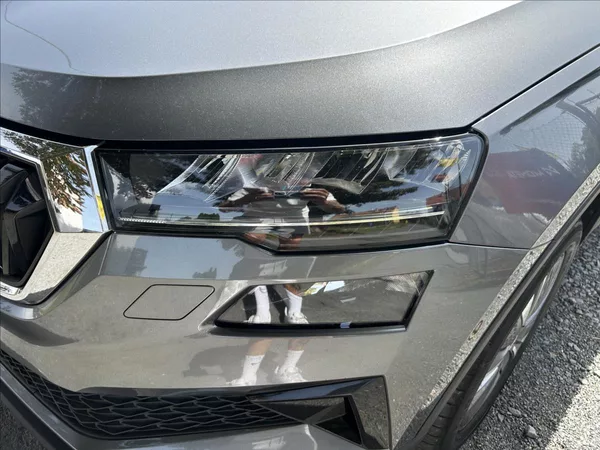 Škoda Karoq 1,0 TSi DPH Kessy,LED,1xMajit - foto 42