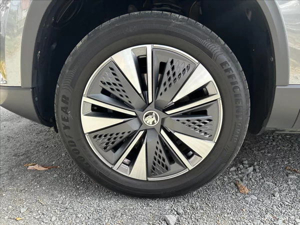 Škoda Karoq 1,0 TSi DPH Kessy,LED,1xMajit - foto 44