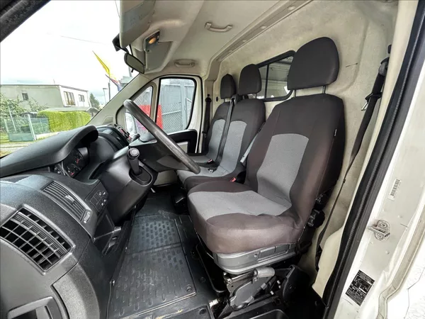 Citroën Jumper 2,2 HDi Tažné,Handsfree,Senzo - foto 11