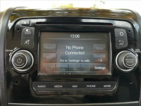 Citroën Jumper 2,2 HDi Tažné,Handsfree,Senzo - foto 16